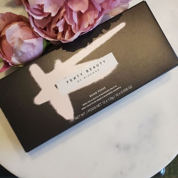 Fenty Beauty Bomb Posse Eyeshadow Palette - Picture 8 of 10